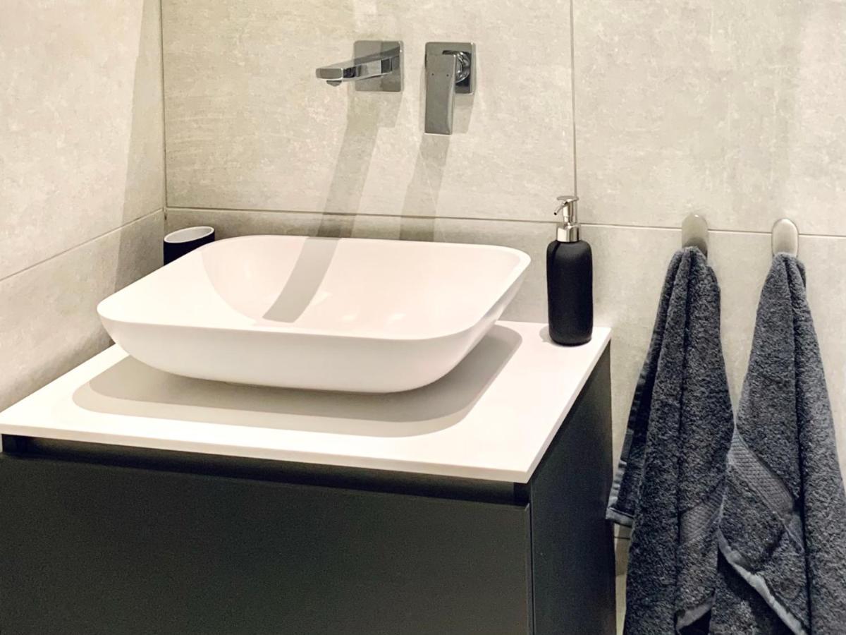 Quiet Studio In Riga City Centre - Self Check-In, Walkable To Major Attractions Kültér fotó